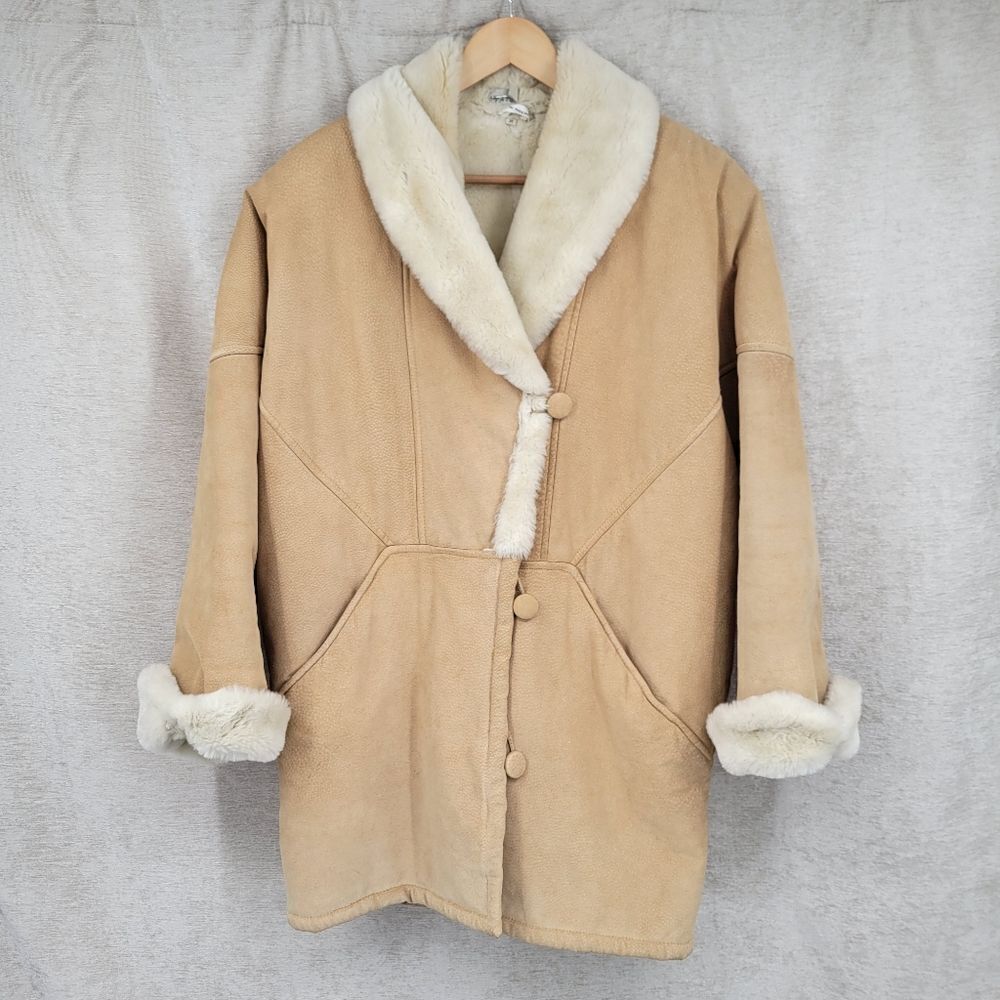 Vintage 80s Women's Tan Suede Leather with Faux Fur Lining Coat - Picture 3 of 13